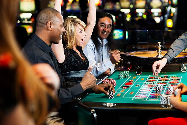 Crazy Time bonus round display with multiplier graphics and live dealer announcement